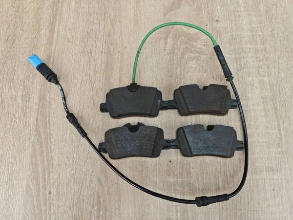 Set Bromsskivor + Belägg Bak OEM 6877213 BMW image 10