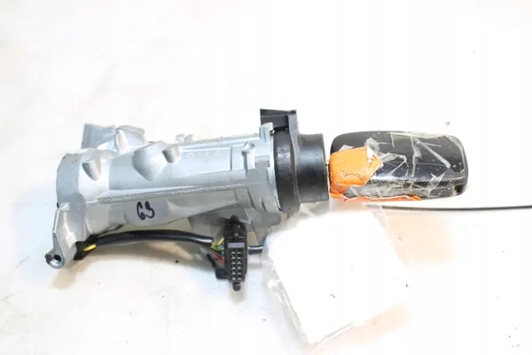 Audi A3 8P 1.9TDI OEM 1KO905865 Kiinteä osa Käytetty image 4
