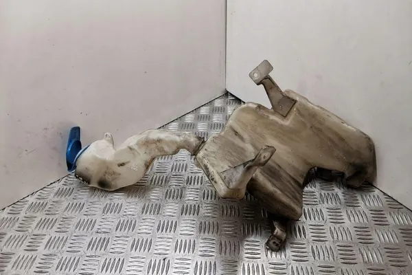 Pyyhkijäveden Säiliö VW PASSAT B5 3B0955453AD image 2