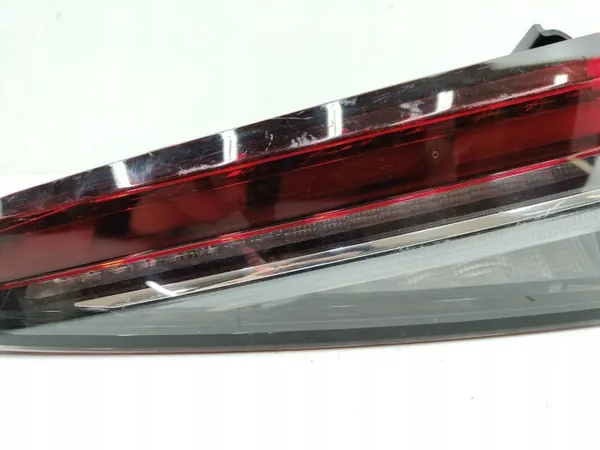 Luz Trasera Derecha LED Skoda Superb IV OEM 3P3945308 image 3
