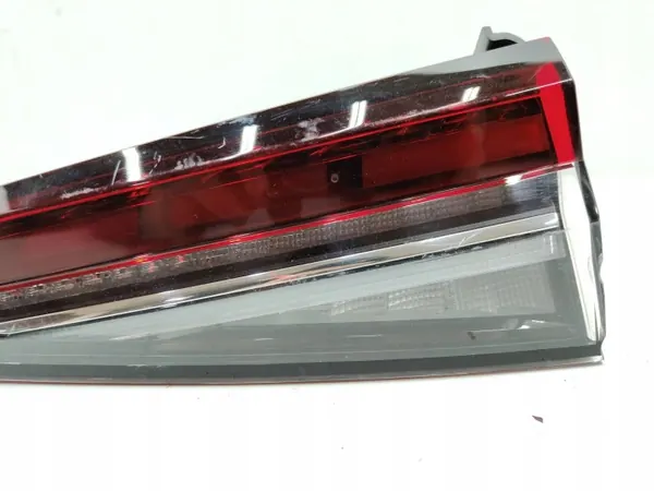 Luz Trasera Derecha LED Skoda Superb IV OEM 3P3945308 image 4