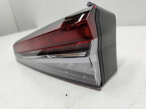 Luz Trasera Derecha LED Skoda Superb IV OEM 3P3945308 image 5