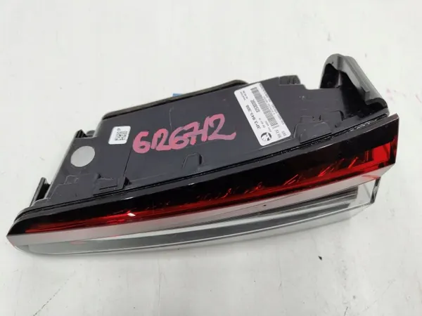 Luz Trasera Derecha LED Skoda Superb IV OEM 3P3945308 image 6