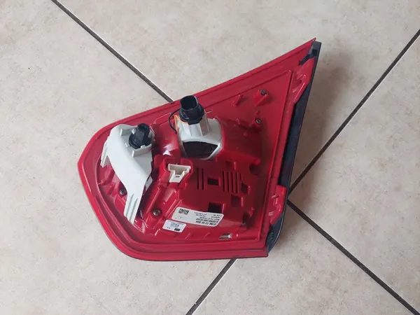 Luz Trasera - Lado Izquierdo - Mercedes GLA W156 - LED - OEM image 3