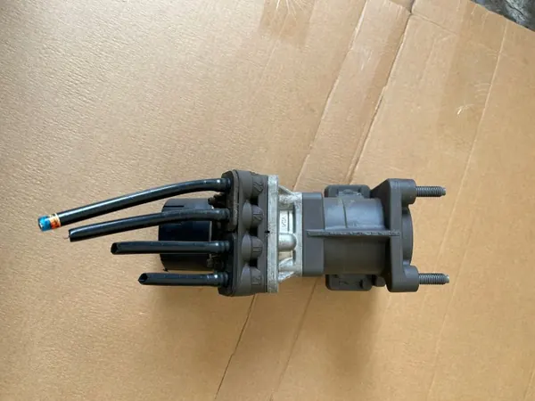 Soupape de frein OEM 21390592.k040156 sous pédale image 3