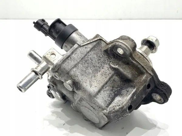 Högtryckspump Hyundai Tucson 33100-2A600 1.7 116hk image 3
