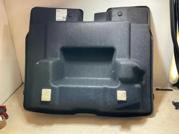 Peça de acabamento Volvo OE usado OEM 31440921 image 4
