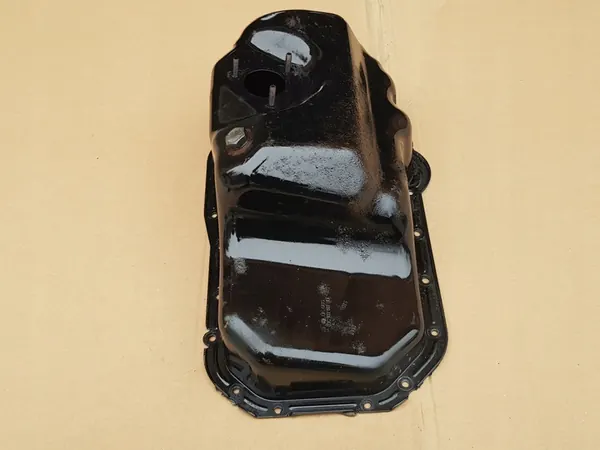 Oljeplåt / 1.2 TSI TFSI - CBZ CBZA CBZB CBZC / 03C103601BH image 8