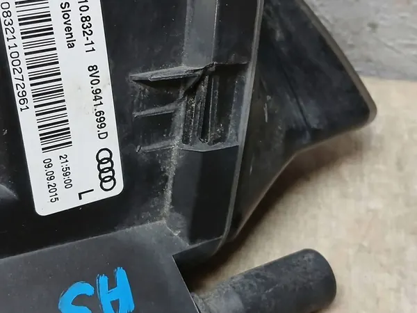 FARO DE NEBLINA ESQUERDO AUDI A3 S LINE 8V HB 13-16 8V0941699D image 2