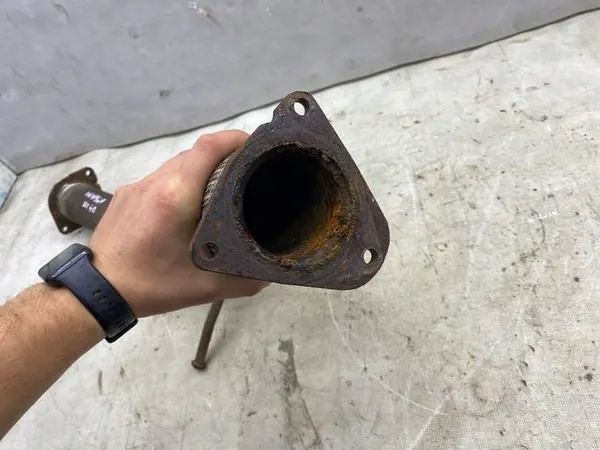 Volvo XC40 flexibelt avgasrör OEM 31697967 image 5