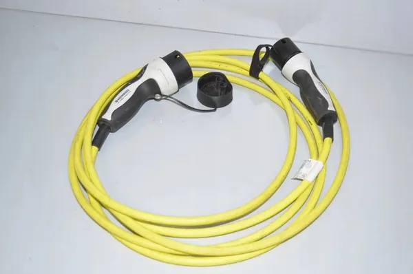 Câble de Charge de Batterie BMW i3 61447827899 image 2