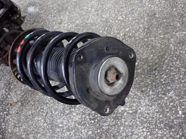OEM 1T0413031HQ Linker draagarm VW Caddy III image 3