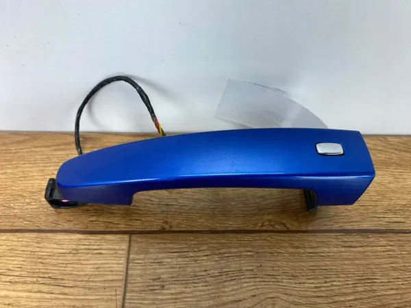 Poignée de porte droite OEM 19117230 pour Chevrolet Camaro 2016+ image 2