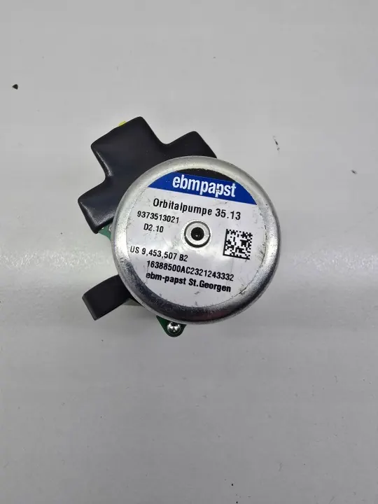 Mercedes AdBlue-pomp OEM 9373513021 - Gebruikt image 2