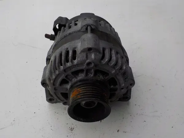 OPEL ASTRA IV J 1.6 16V Vaihtovirtageneraattori image 6