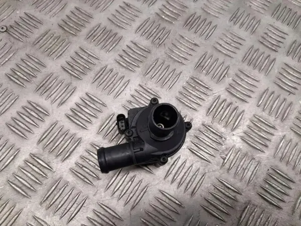 Audi OE 06H121601H extra vattenpump image 5