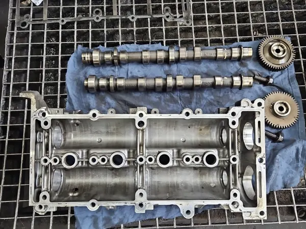 Culasse OEM 55571949 pour Opel Insignia A 2.0 CDTI image 7