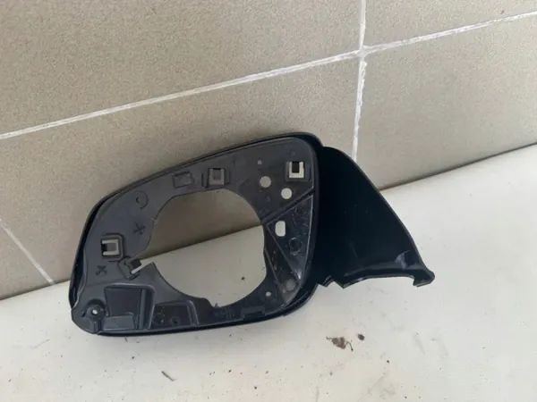 OEM 232637134 Rechter spiegelframe voor BMW F45/F46 image 3