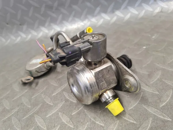 Polttoainepumppu suutin Opel Insignia A 2.0 Turbo 220HV image 2