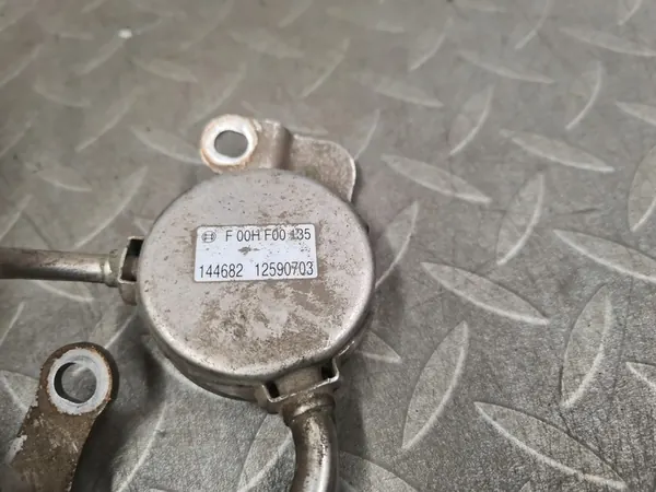 Polttoainepumppu suutin Opel Insignia A 2.0 Turbo 220HV image 6