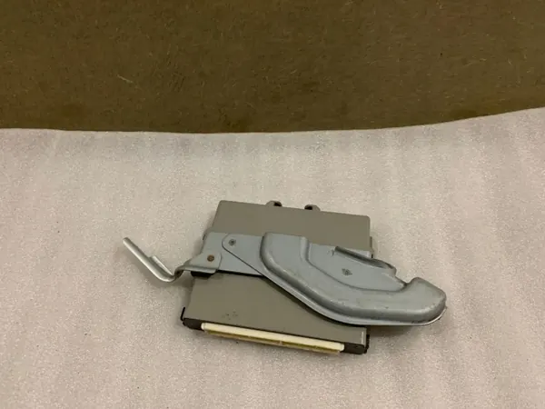 Módulo Arranque Sem Chave Lexus RX 450H OEM 8999048251 image 3