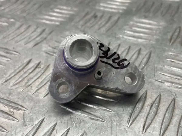 Porsche OE 9J1820742 AC Ventilledning Taycan image 3