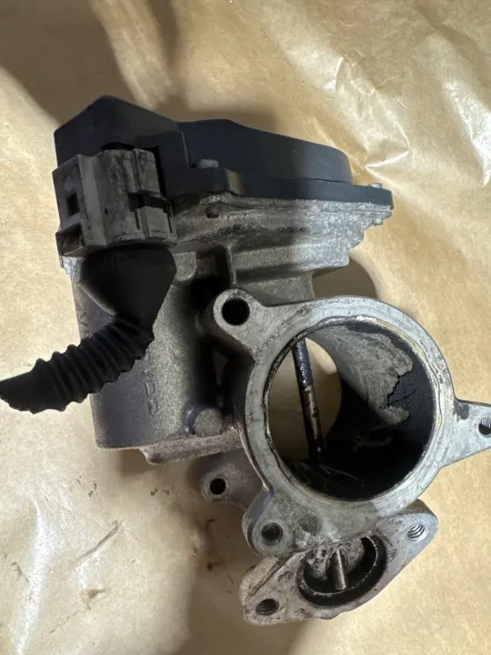 EGR-klep OEM 03G131501B voor Audi A4 B7 2.0 TDI image 3