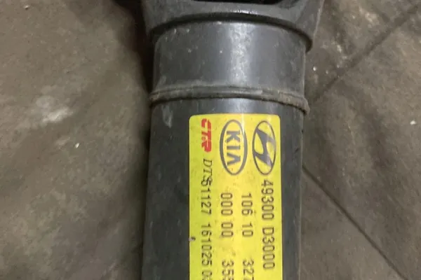 Bakre drivaxel KIA SPORTAGE 2.0L diesel image 3