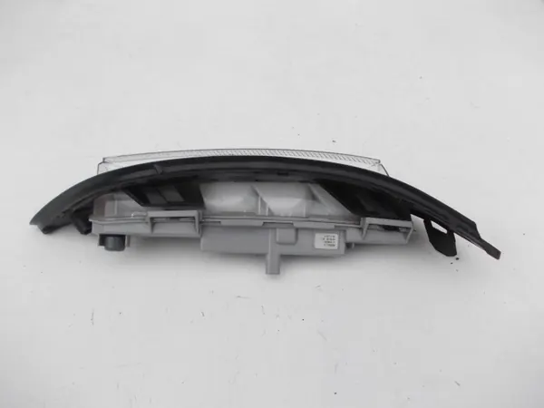 Mercedes B W246 LED Tagfahrlicht Gitter OEM A2049069100 image 6