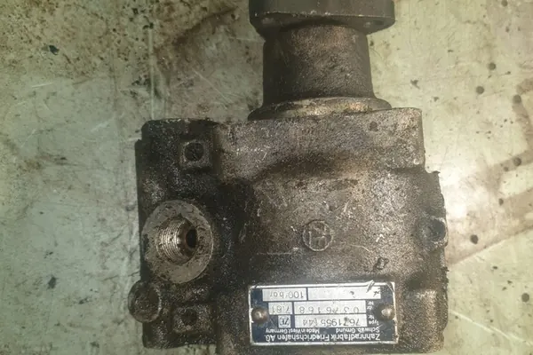 Assistência de direção BMW 3 (E30) 7671955144 image 8