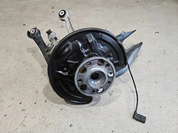 OEM A2133503105 Buje Suspensión Trasera Izquierda Mercedes image 2