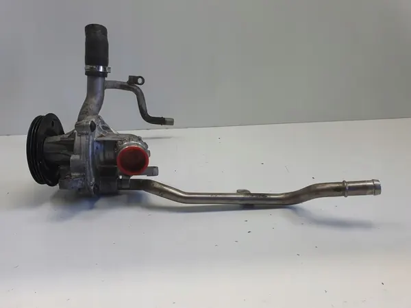 Vattenpump Volvo XC60 II 2.0 D B4 Mild Hybrid image 7