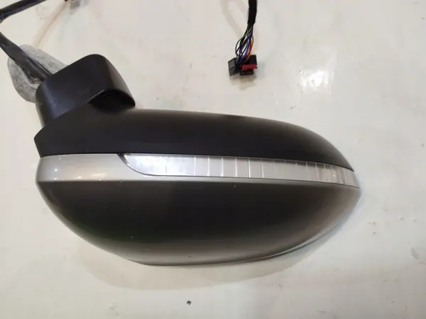 Oikea Peili Volkswagen Passat B8 Täydellinen, 11 Pin, Käytetty, OEM image 3