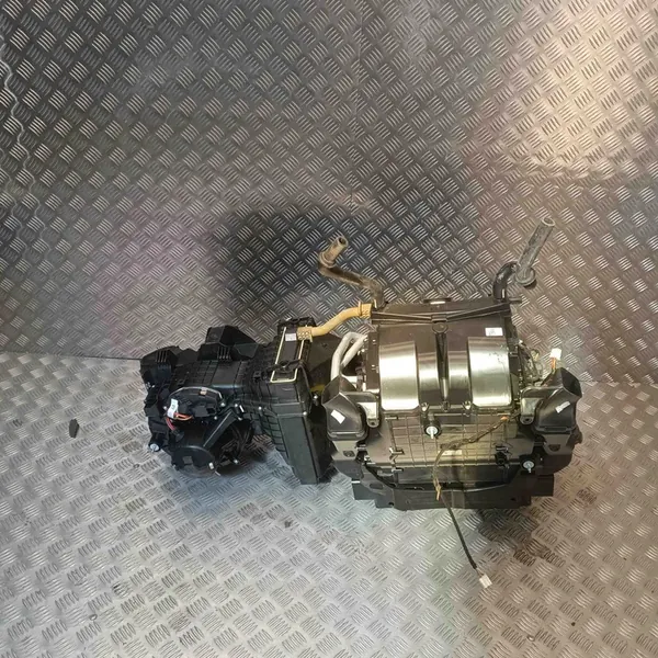 VERWARMING MERCEDES-BENZ VITO TOURER A0008304701 image 4