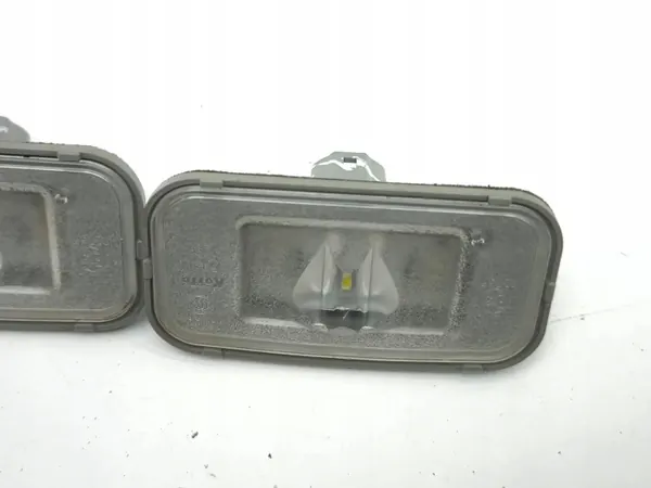 Lexus IS III XE30 2015 Feu de Plaque OEM AMD174233 image 5