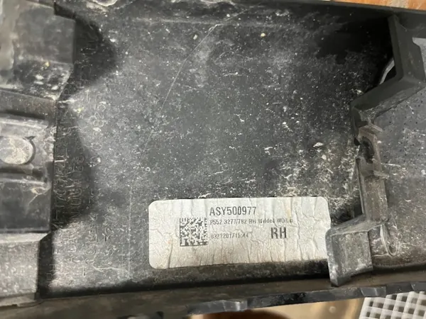 Ford F150 2017 Etupuskuri oikea OEM FL3417C754A image 9