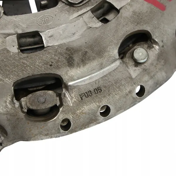 Ford Transit MK7 2.2 TDCi Kaksimassakytkin Kompletti OEM image 8