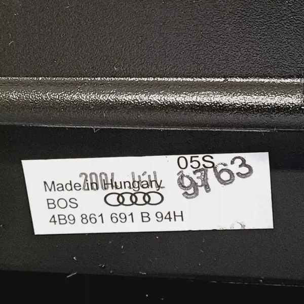 Filet à rouleau coffre arrière Audi A6 C5 Break OEM DRC88426 image 4