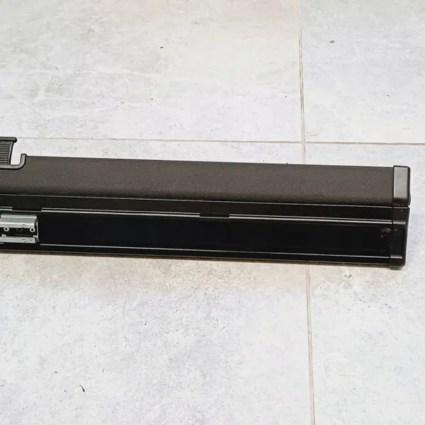 Filet à rouleau coffre arrière Audi A6 C5 Break OEM DRC88426 image 9