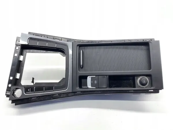 Juomahaltija OEM 5G1863245F VW Golf VII Hatchbackille image 2