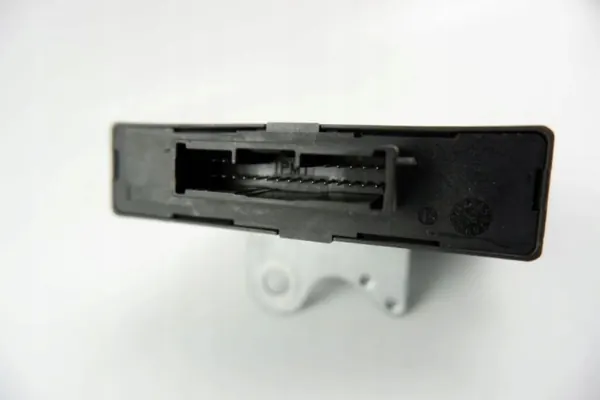 OEM 89340-02010-A PDC-moduuli Toyota Aurisille image 4