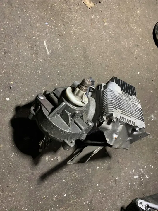 Mercedes W245 servopump OEM KIEROWNICY image 2