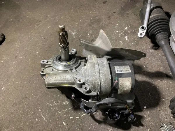Mercedes W245 servopump OEM KIEROWNICY image 4