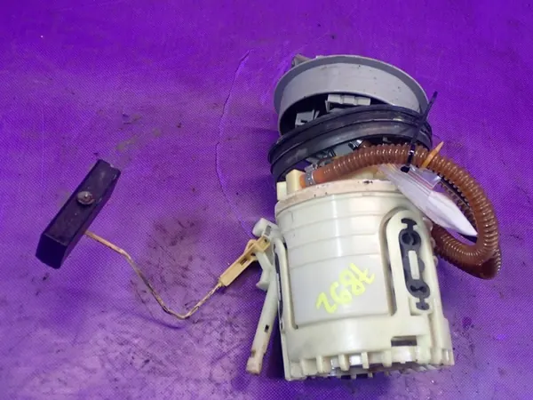 VW VENTO 92-98 1.6 Bomba de combustível 1H0919051AK 4 pinos image 3