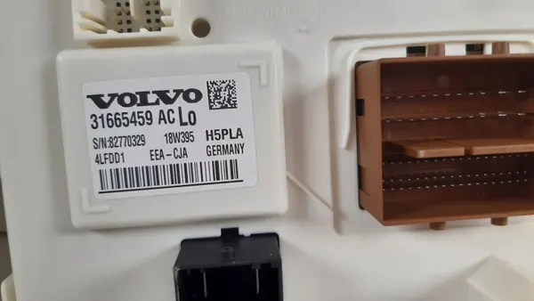 Ordinateur BSI Volvo V60 II Set OEM 31665459 image 3