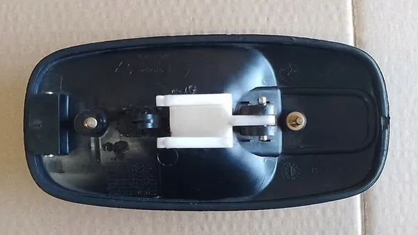 Maniglia del portellone Opel Vivaro OEM 93851815 image 2