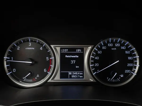Suzuki Vitara III 2017 framruta OEM image 5