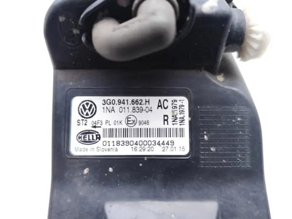 Feu antibrouillard avant OEM 3G0941662H pour VW Passat image 7