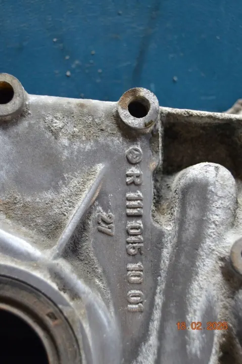 Mercedes W202 distributiedeksel OEM R1110151001 image 6