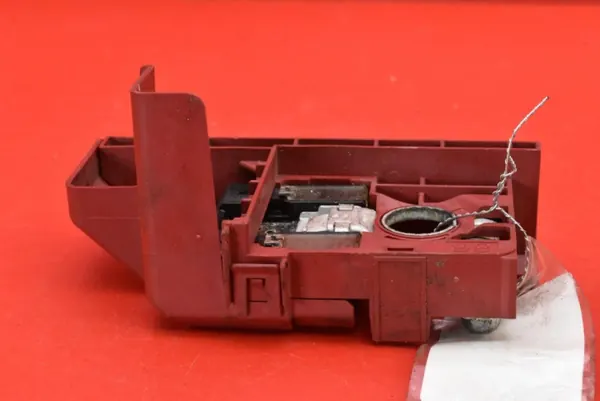 Pince Positive Toyota BZ4X OEM mamAUTO-1007893 image 4